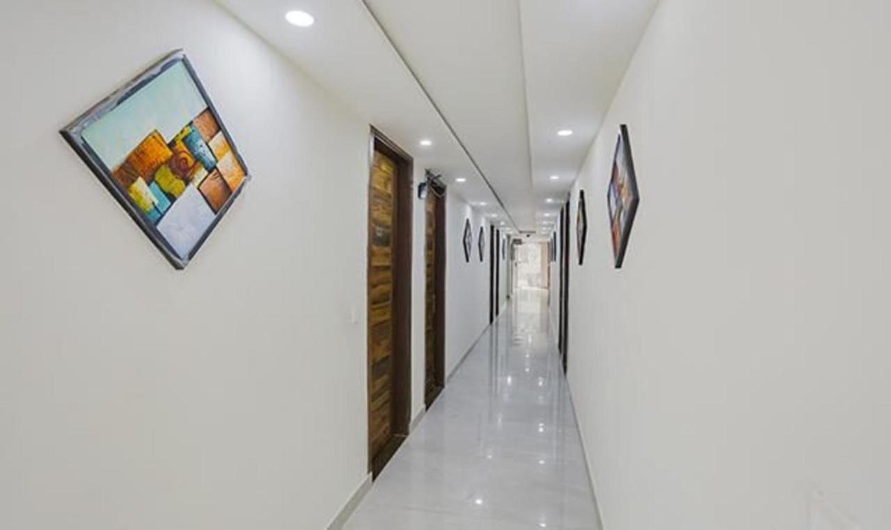 Fabhotel Amrit Residency Gurgaon Luaran gambar
