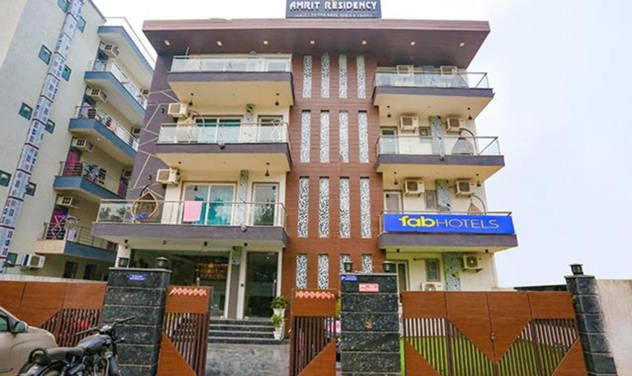 Fabhotel Amrit Residency Gurgaon Luaran gambar